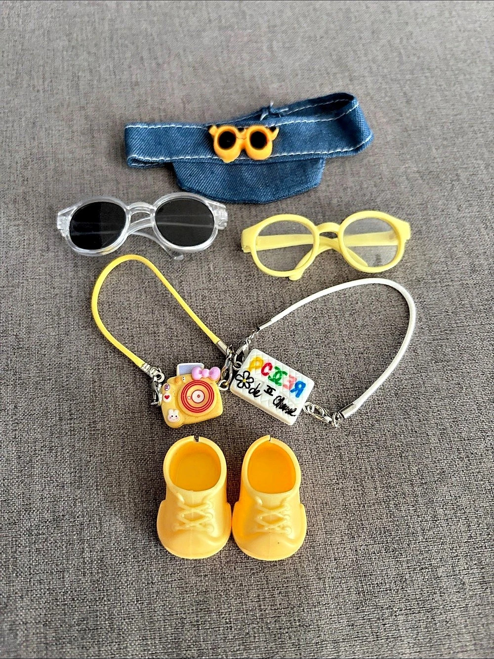 Labubu or XS Doll Accessories Set in Yellow & White